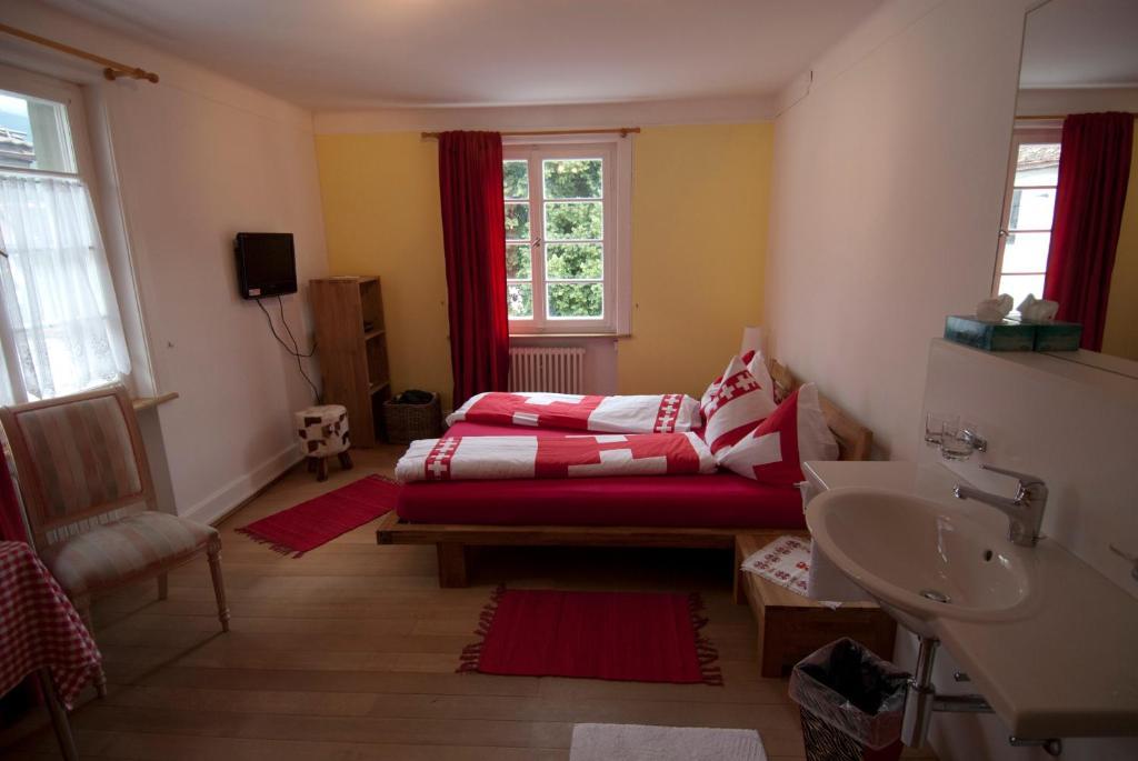 Victor'S Bed & Breakfast Maienfeld Rom bilde